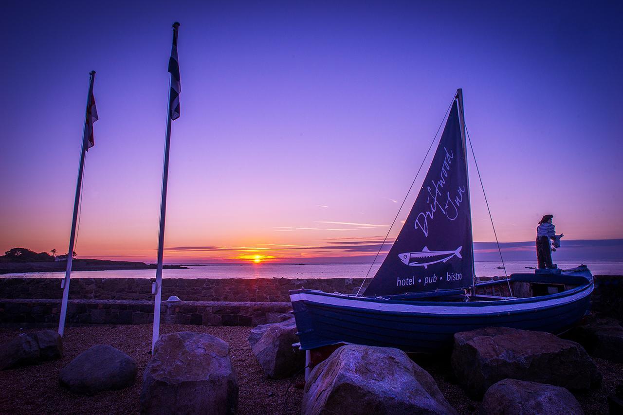 Driftwood Inn Saint Saviour Удобства фото